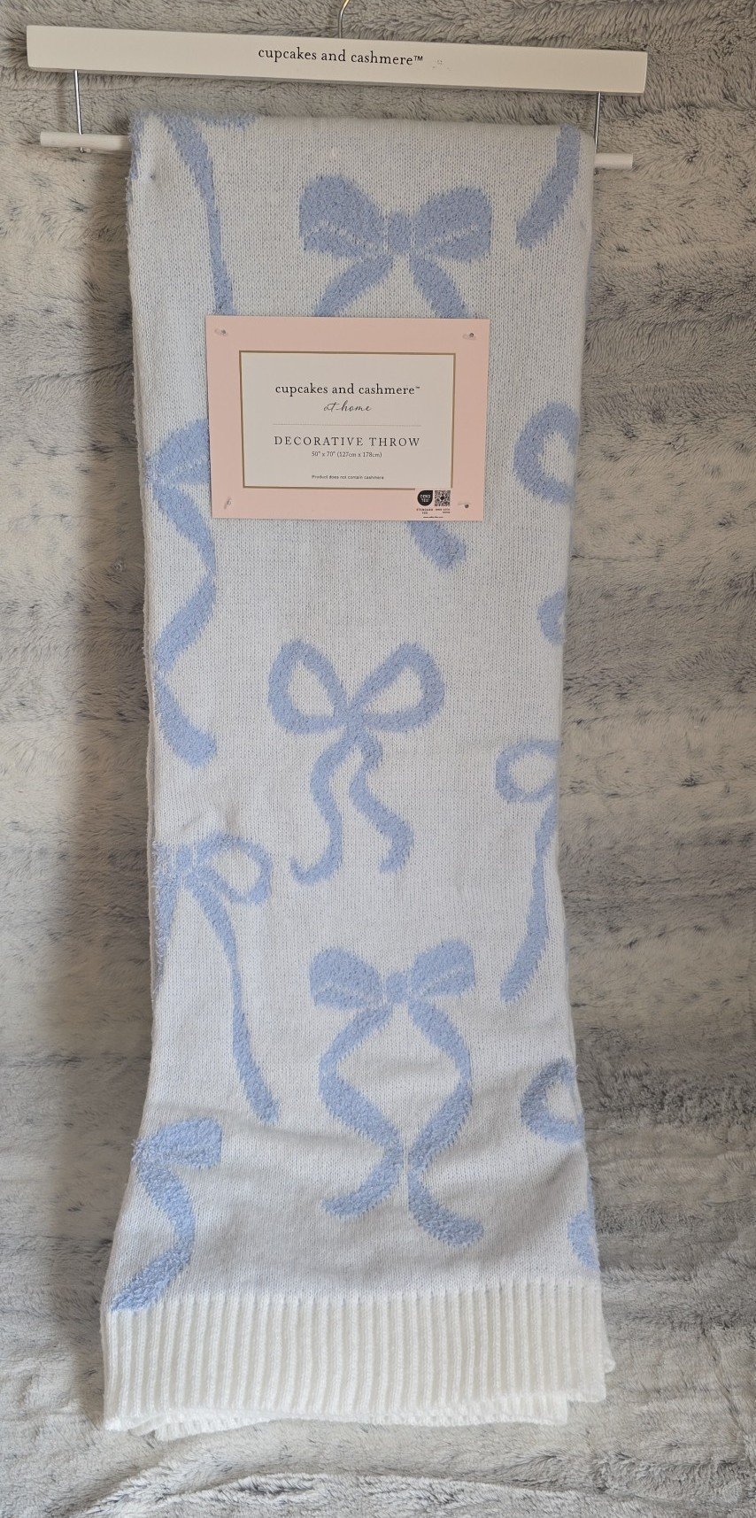 Cupcakes and Cashmere Blue bow blanket