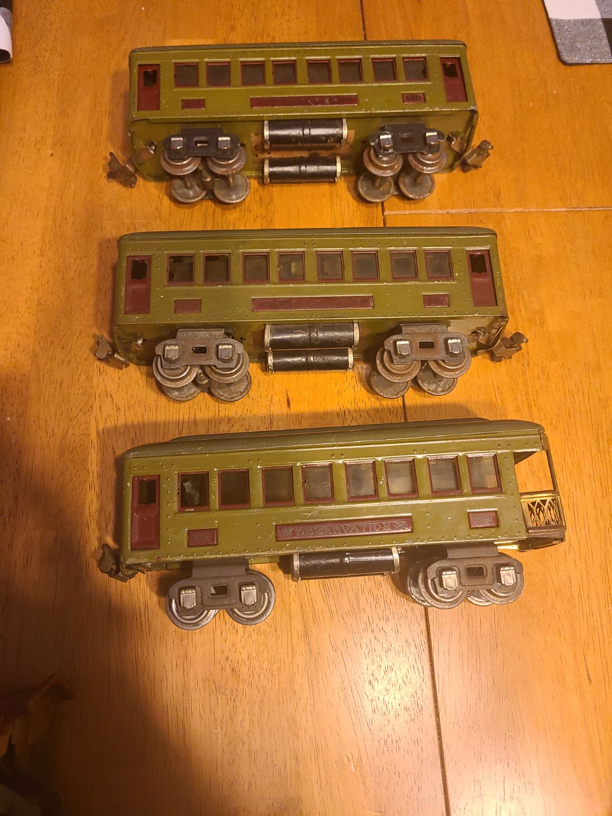 Lionel Train Pre-War Passenger Car Lot - 610(2) 612(1) Pullman - O Guage