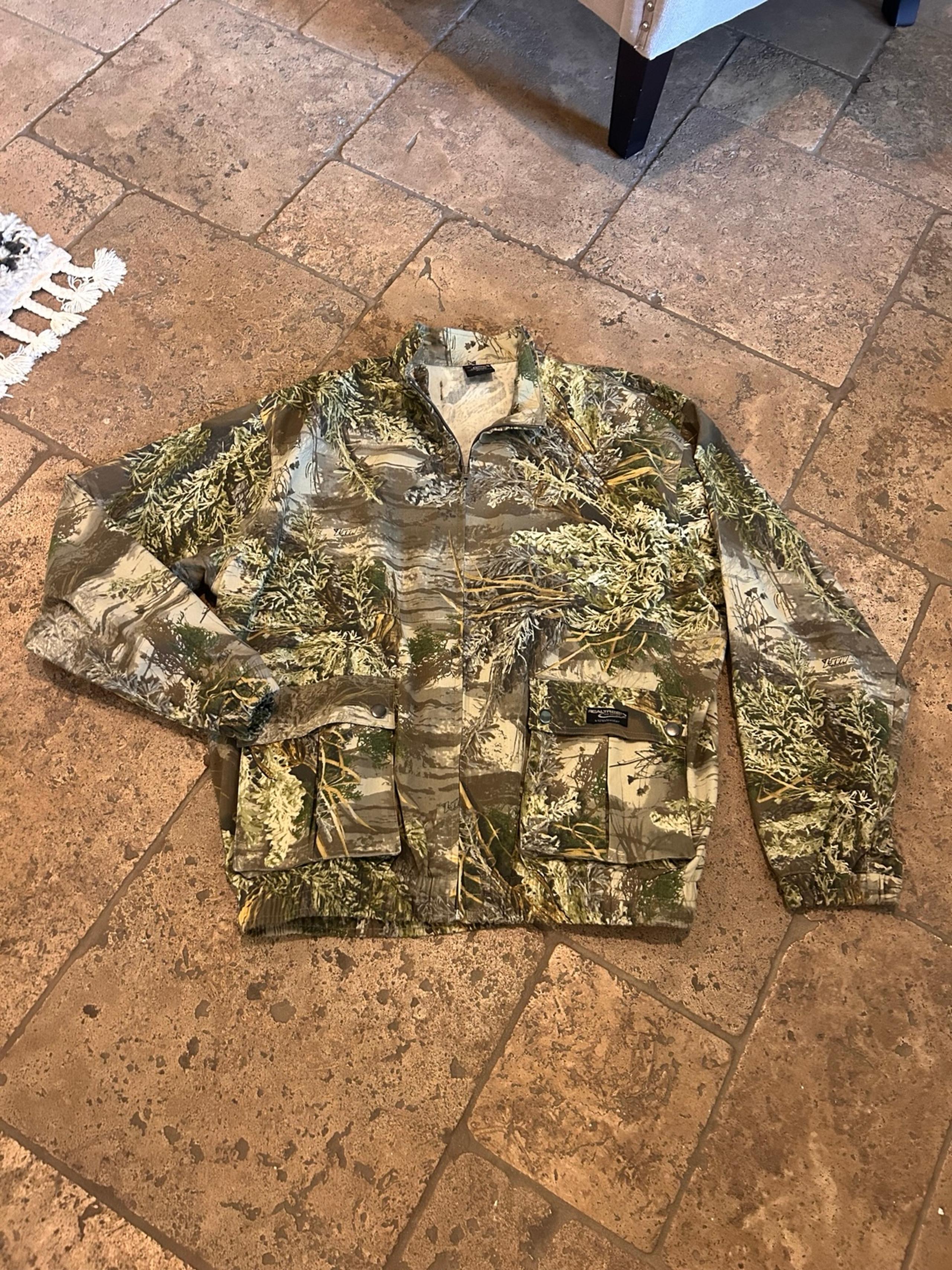 Real Tree Pro Series by Whitewater Men’s Camo Jacket