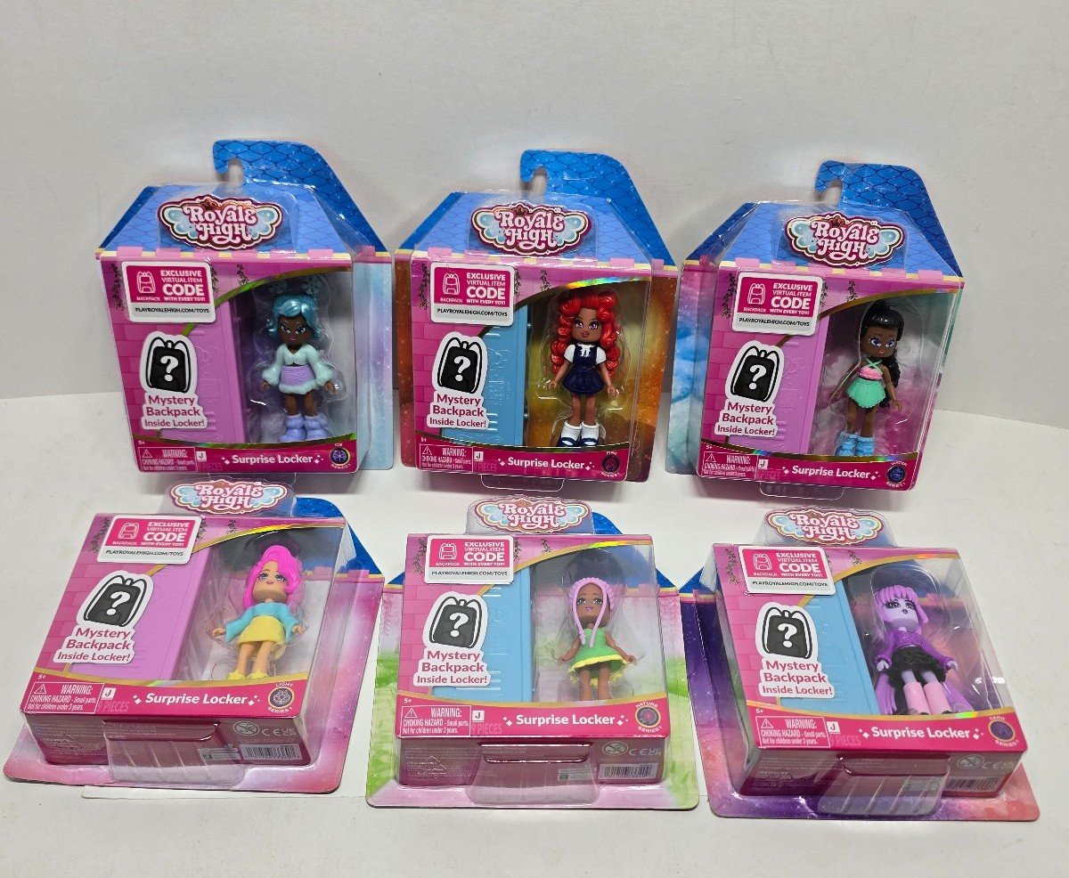 Royale High Surprise Locker Bundle of 6