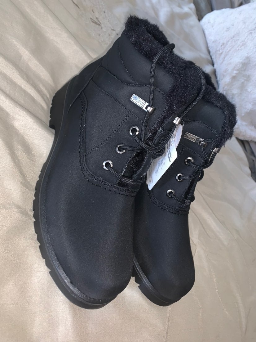 BRAND NEW WINTER BOOTS