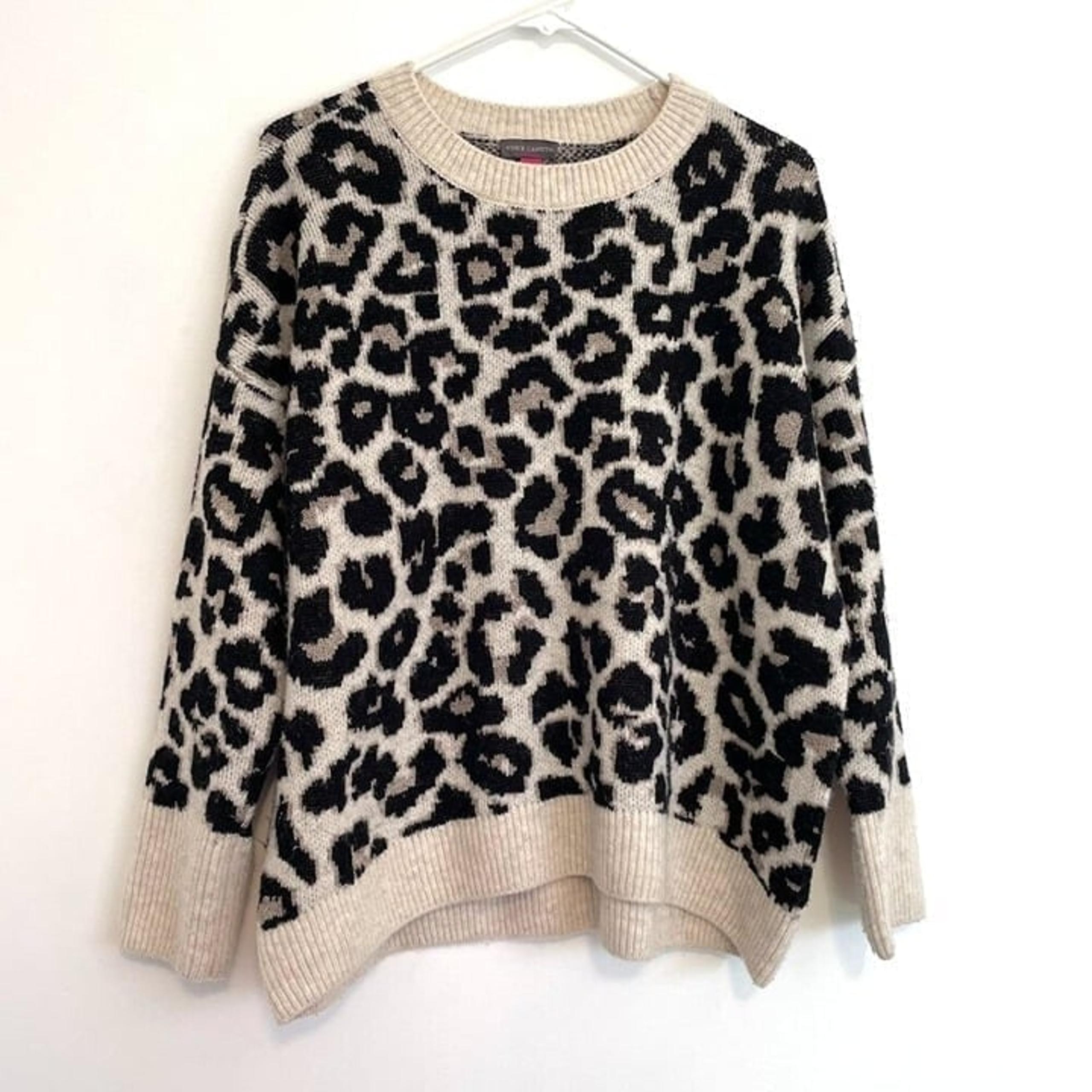 VINCE CAMUTO Cream Black Leopard Cheetah Animal Print Oversized Crewneck Sweater