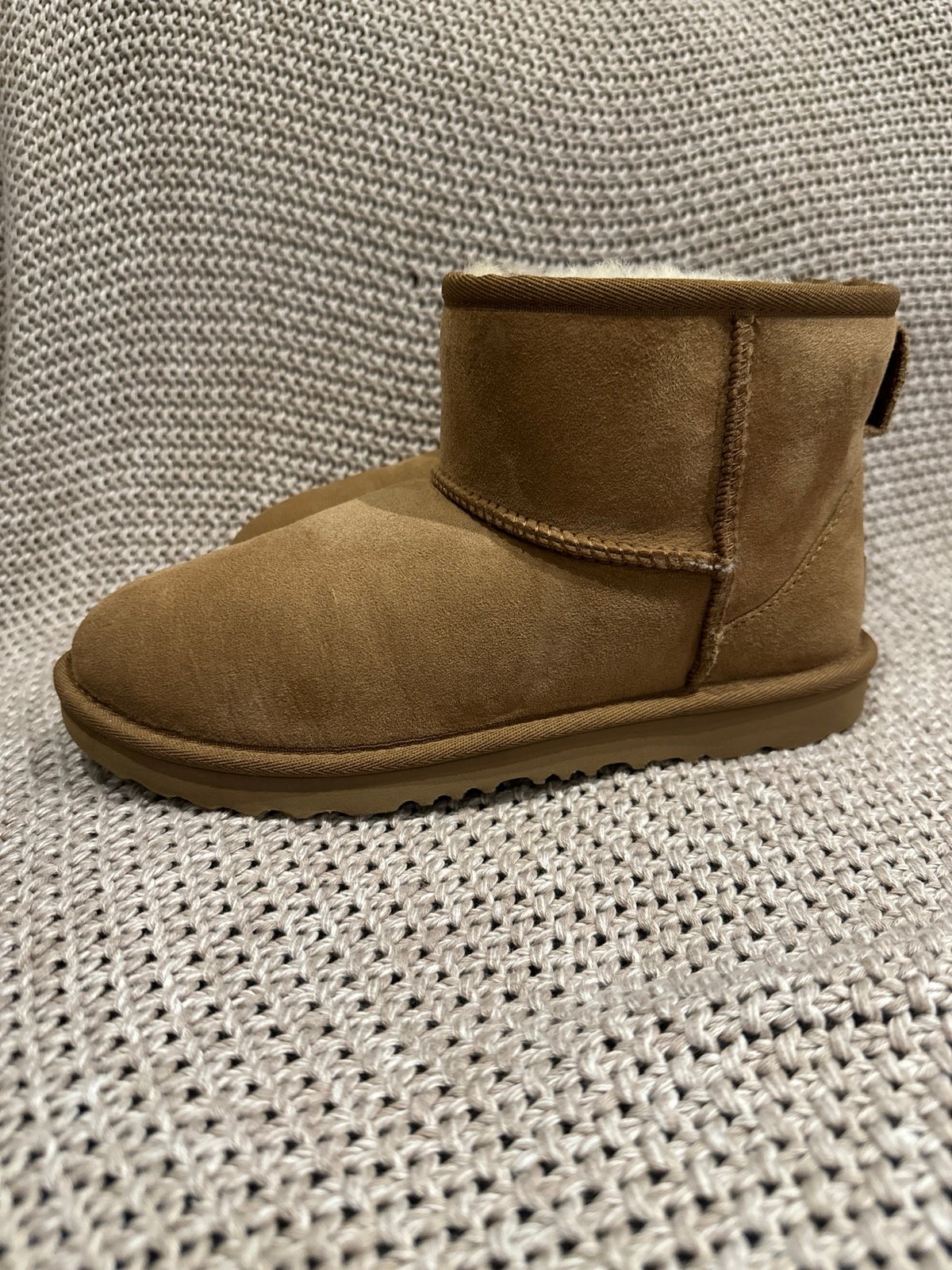 Ugg classic short Boots