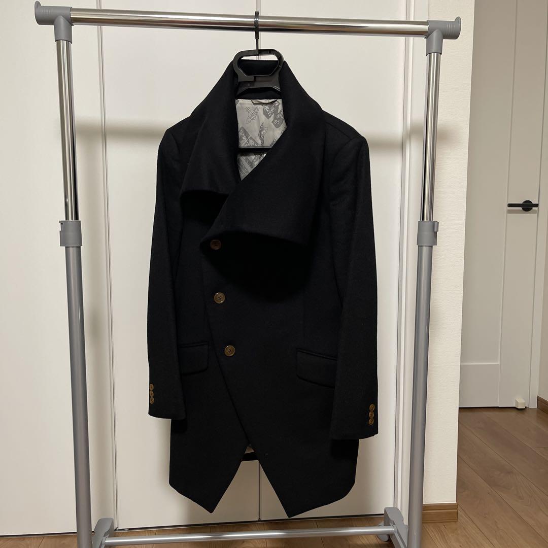 Vivienne Man Coat