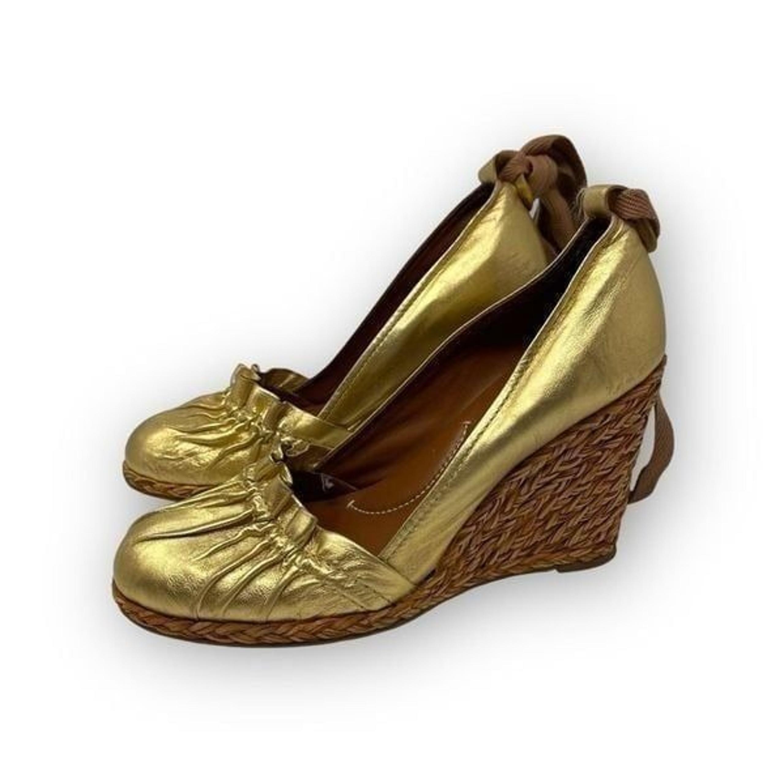 BcbgMaxAzria Platform Gold Leather Wedges Shoes Women’s Size US 8 EU 38
