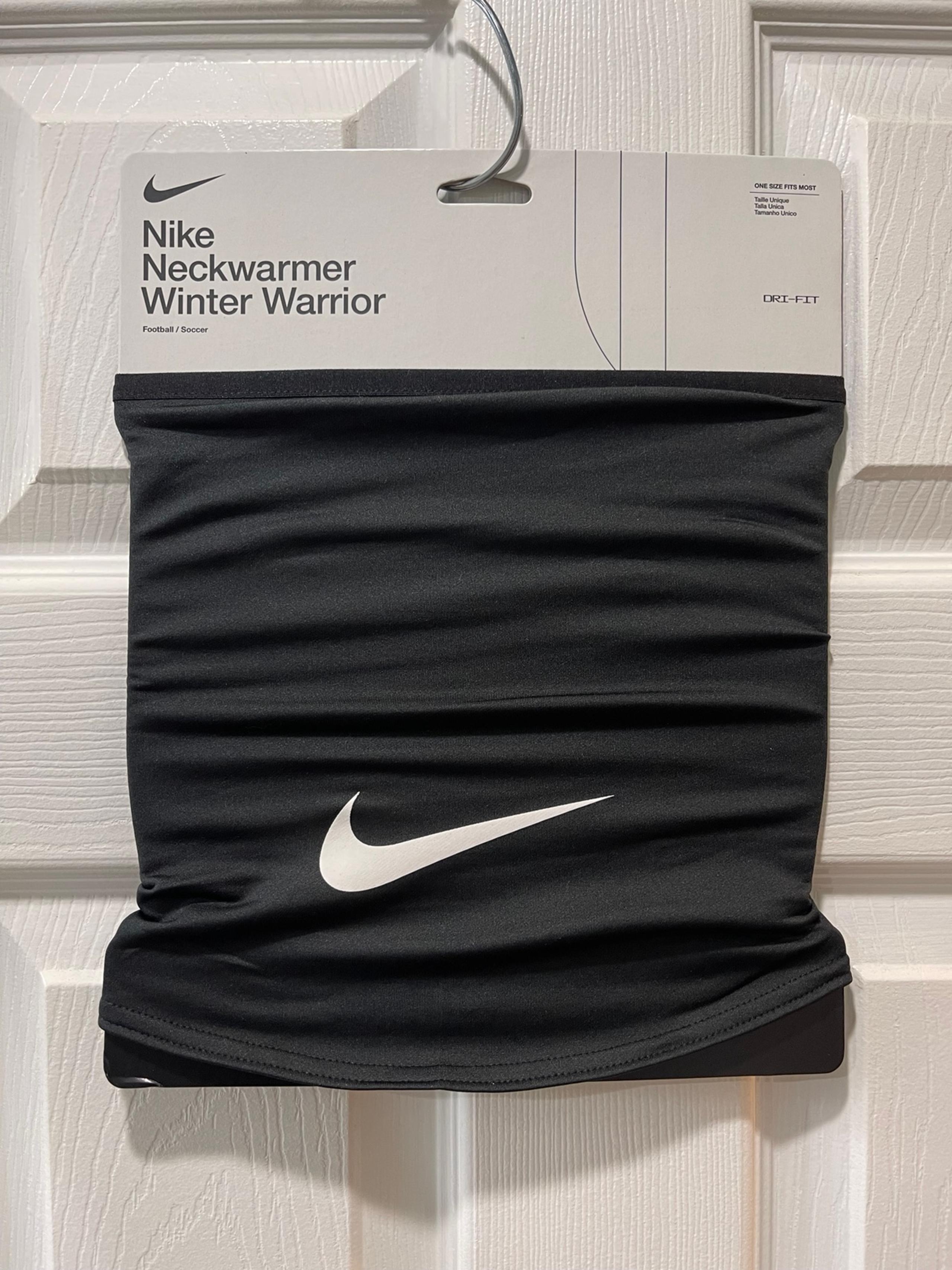 Nike Neck Warmer Winter Warrior Snood Black Face Football Soccer DC9161-011 OSFM