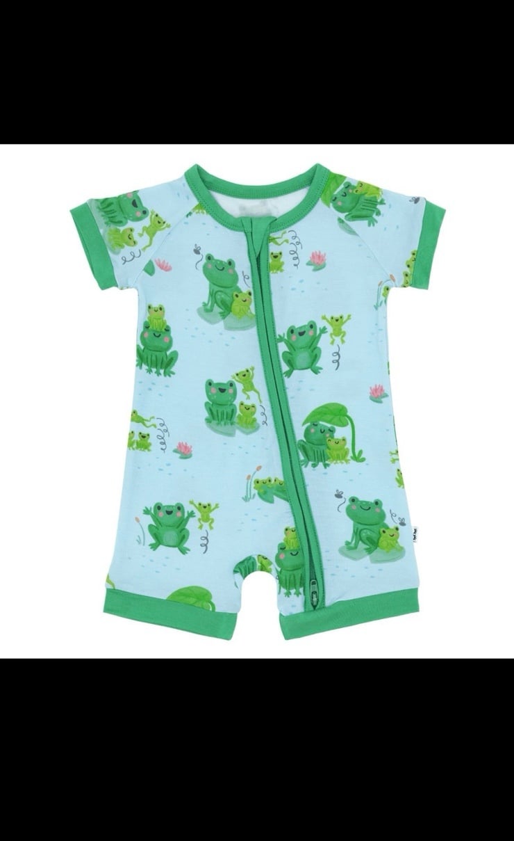 New little sleepies leaping love 18-24 month shorty
