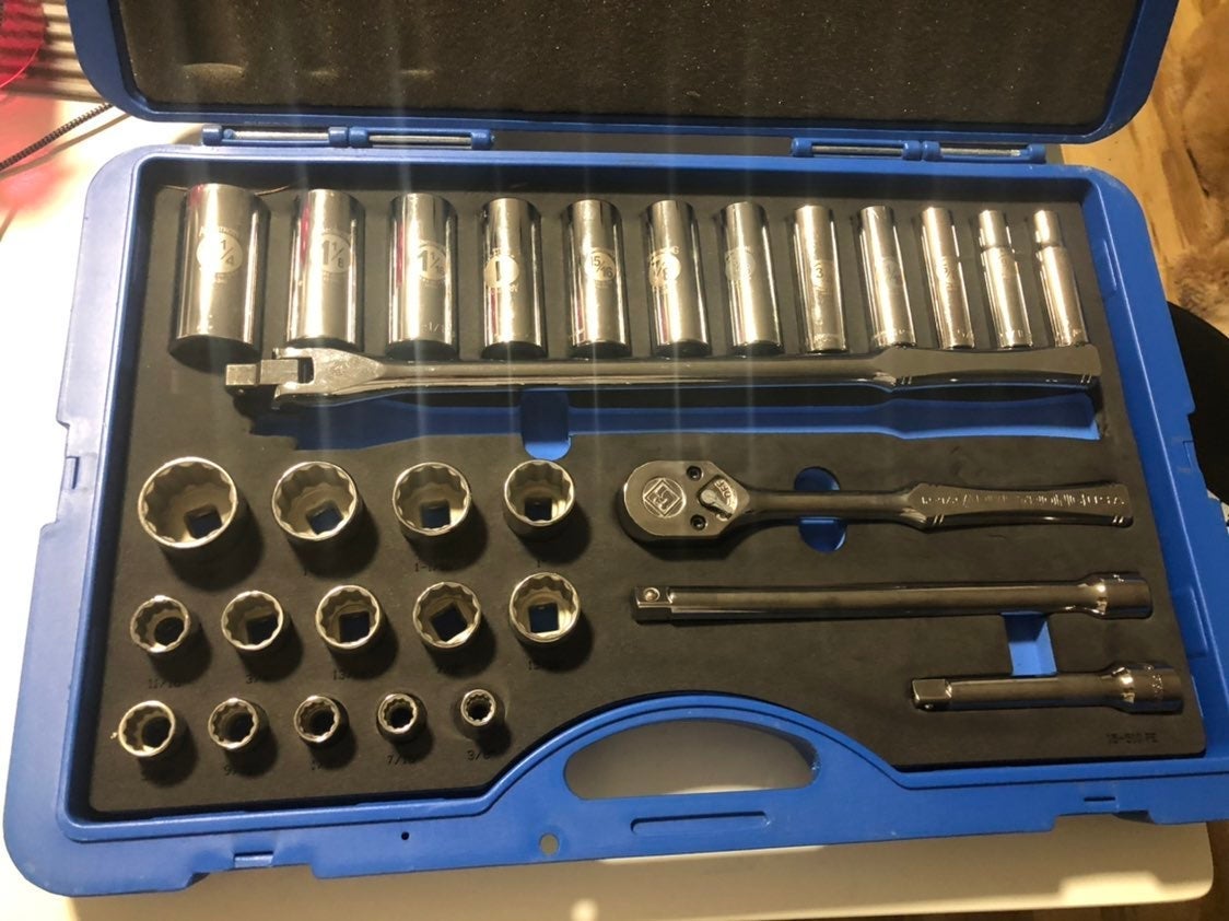 Armstrong 1/2 full socket set