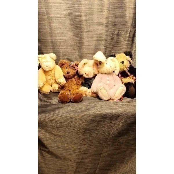 Boyd's bears and friends 5 total all in good condition