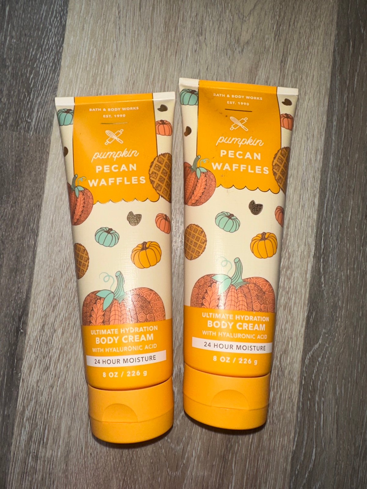 Bath and Body works pumpkin pecan waffles