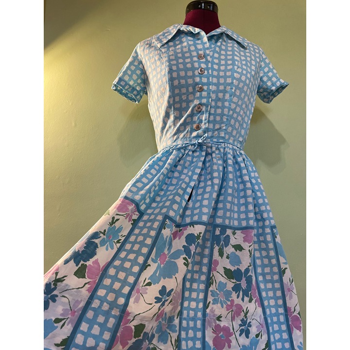 Vintage 1950s Cotton Floral Check Blue Dress Cottage Small