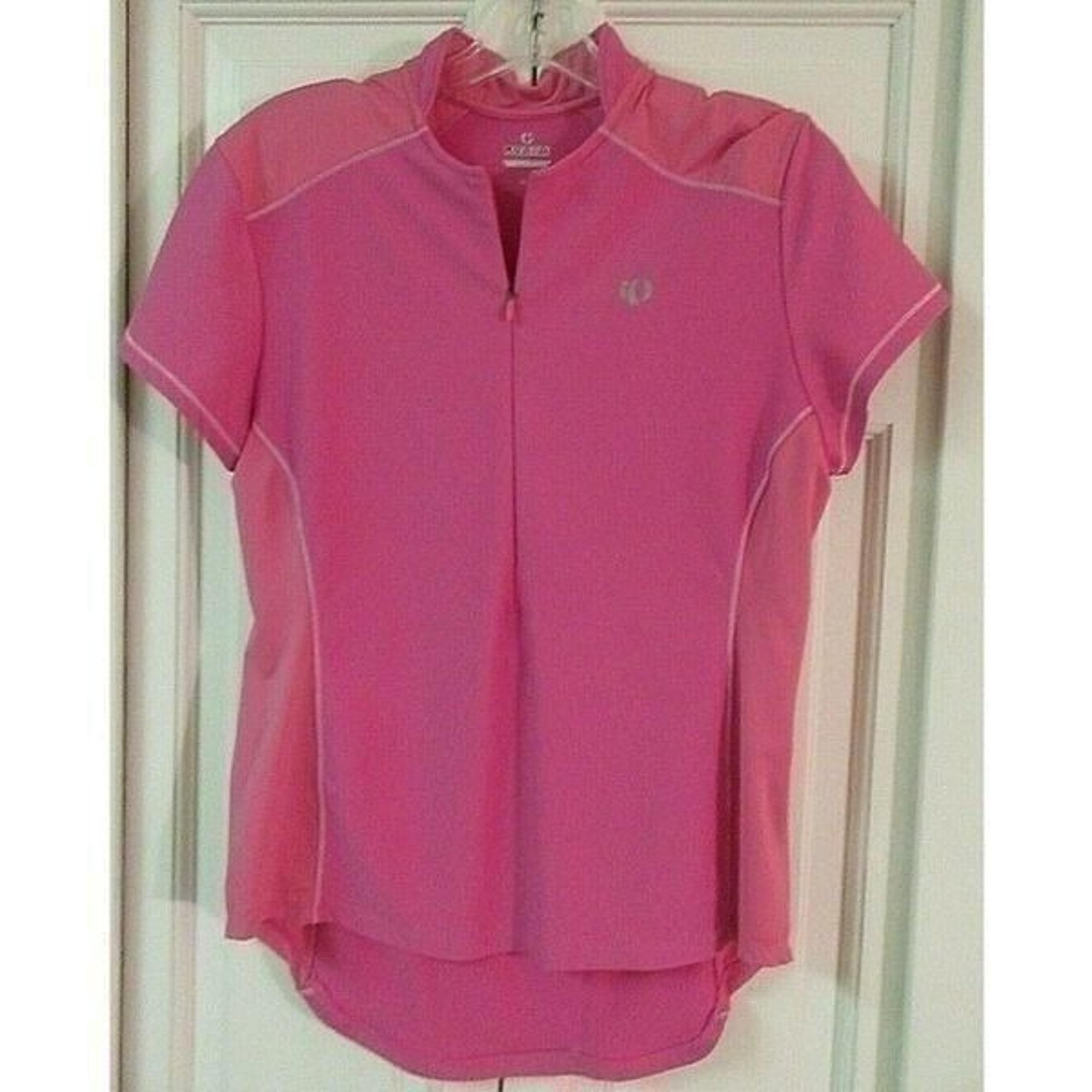 PEARL IZUMI ATHLEISURE/CYCLE TOP PINK WITH PARTIAL ZIPPER SIZE LARGE