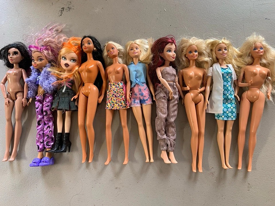 X 10 Bratz Pretty n Punk Chloe Rare Vintage Unique Collectable Barbies Figures