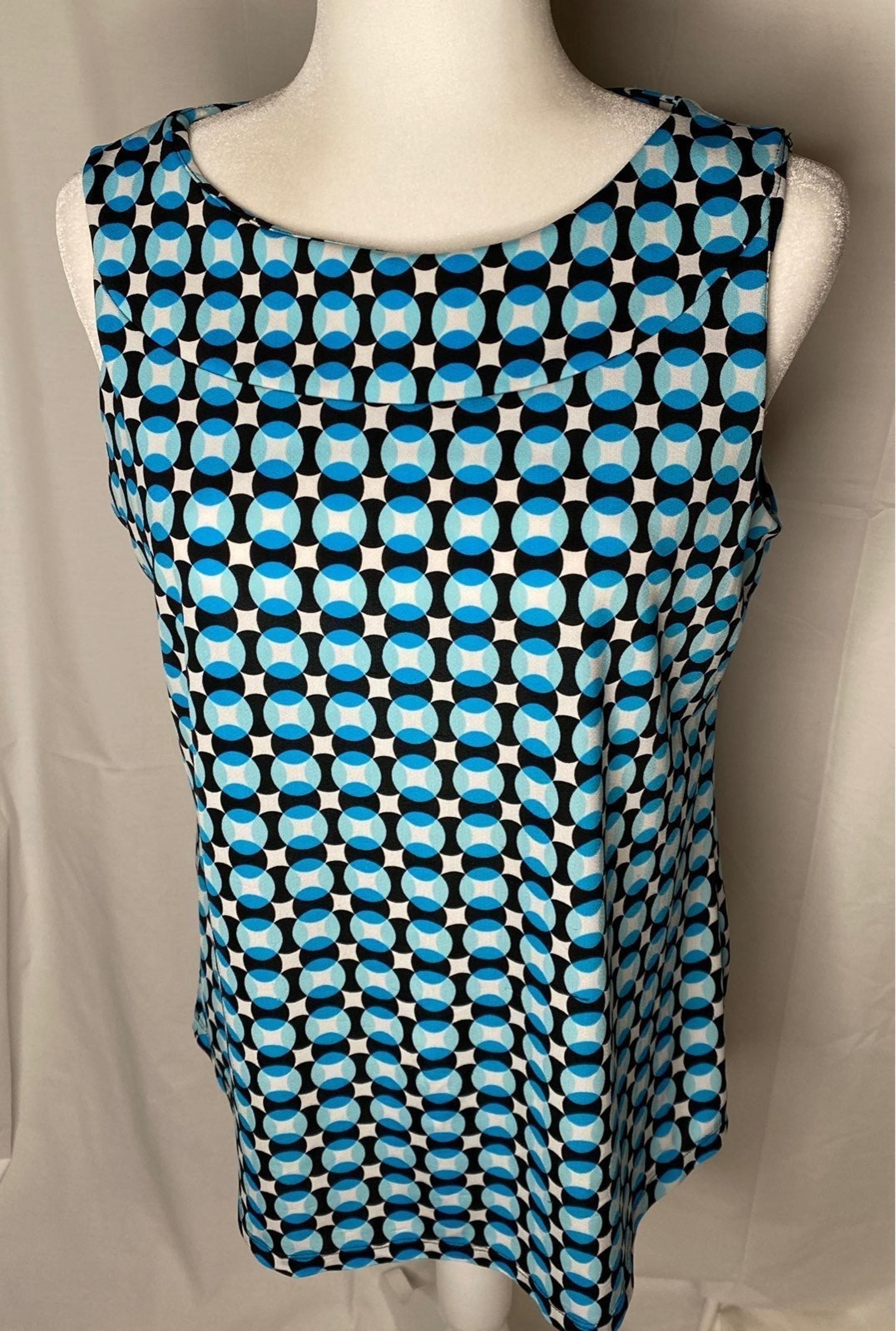 Motherhood Geometric Sleeveless Blouse