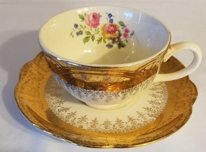 Set of Four Cup and Saucers, Homer Laughlin
