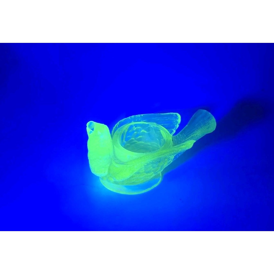 Degenhart Uranium Glass Salt Cellar Bird w/ Berry in its Mouth- Glows Like Crazy