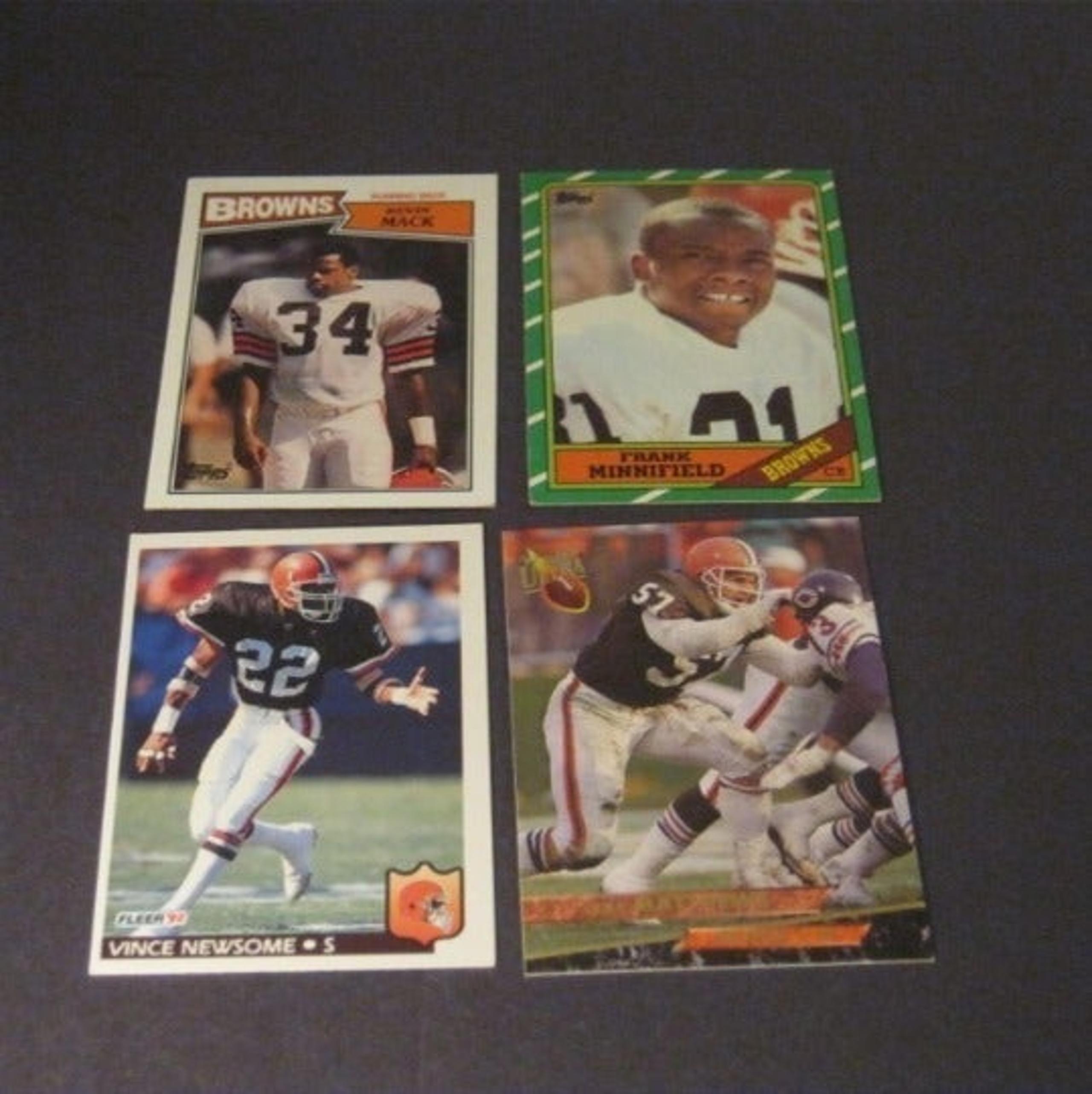 4 CARD SET OF CLEVELAND BROWNS CARDS