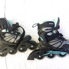 Size 7 unisex roller blades inline skate black