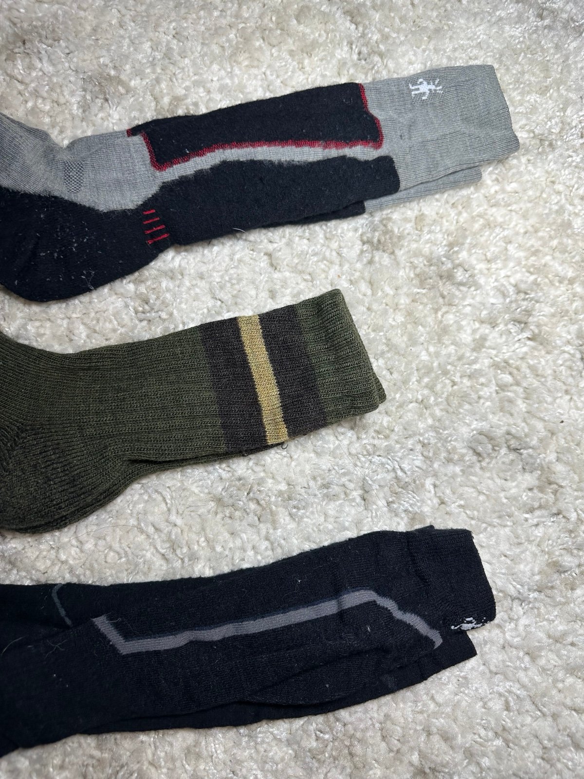 Smartwool Men’s Lot Of 3 Socks Size Largeall freshly laundered &amp; gently worn