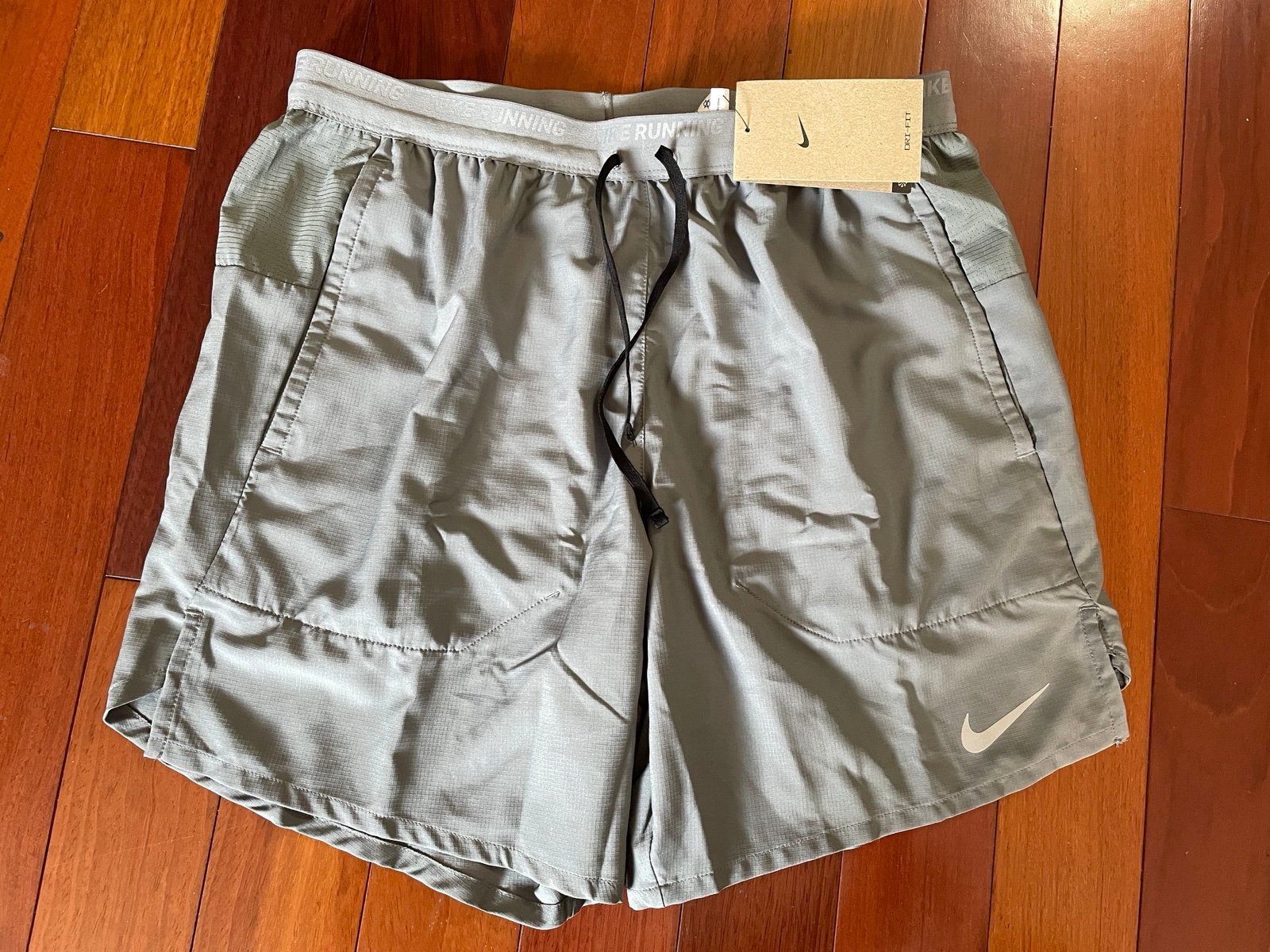 NEW Nike Dri-FIT Stride Men's 7 Unlined Running Shorts