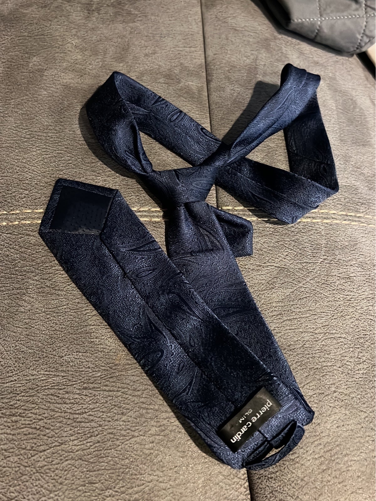Mens Pierre Cardin slim neck Tie navy blue with designs.