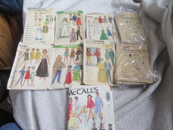 vintage 1960 9 BARBIE and Ken dolls sewing patterns