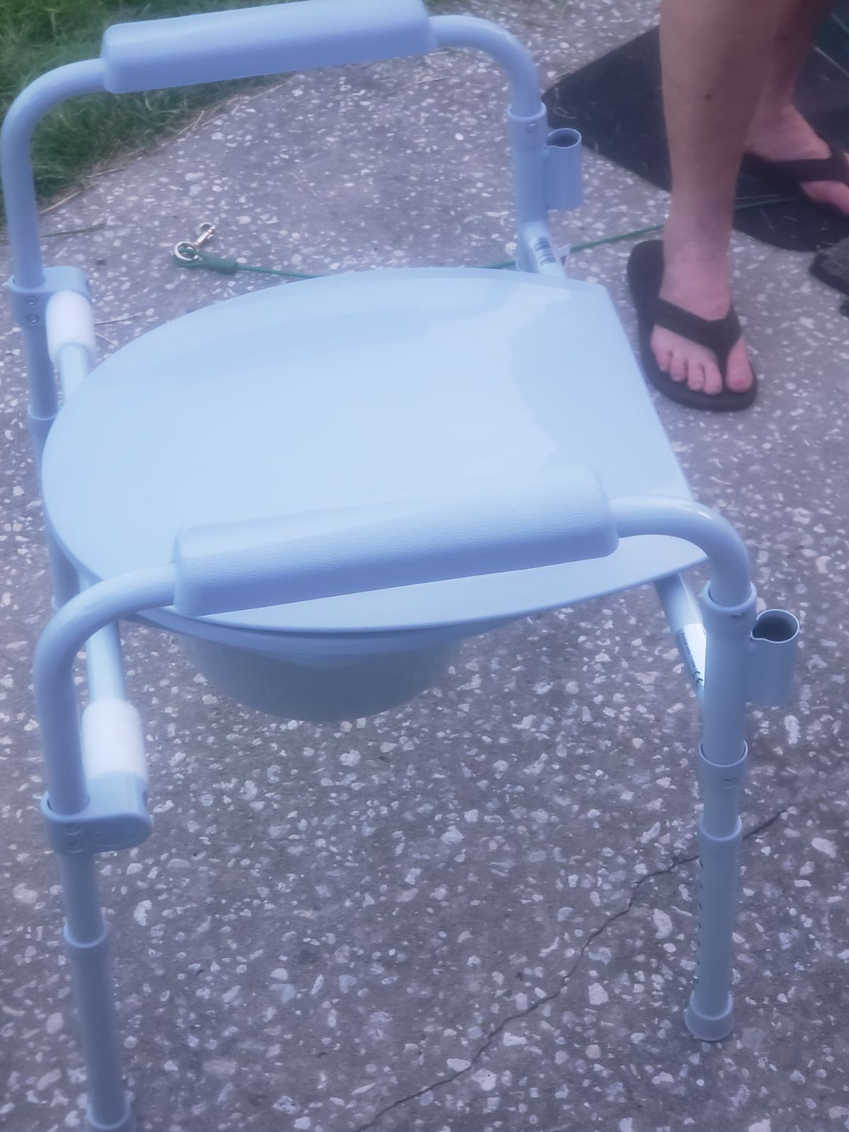 Bedside potty adult