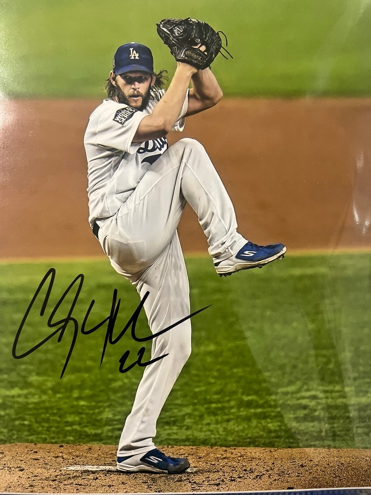 Clayton Kershaw signed 8 x 10