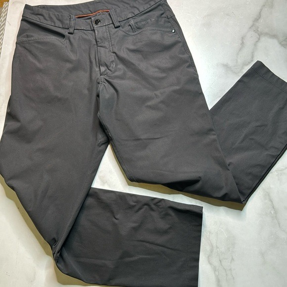Lululemon Men’s ABC Pant Size 28