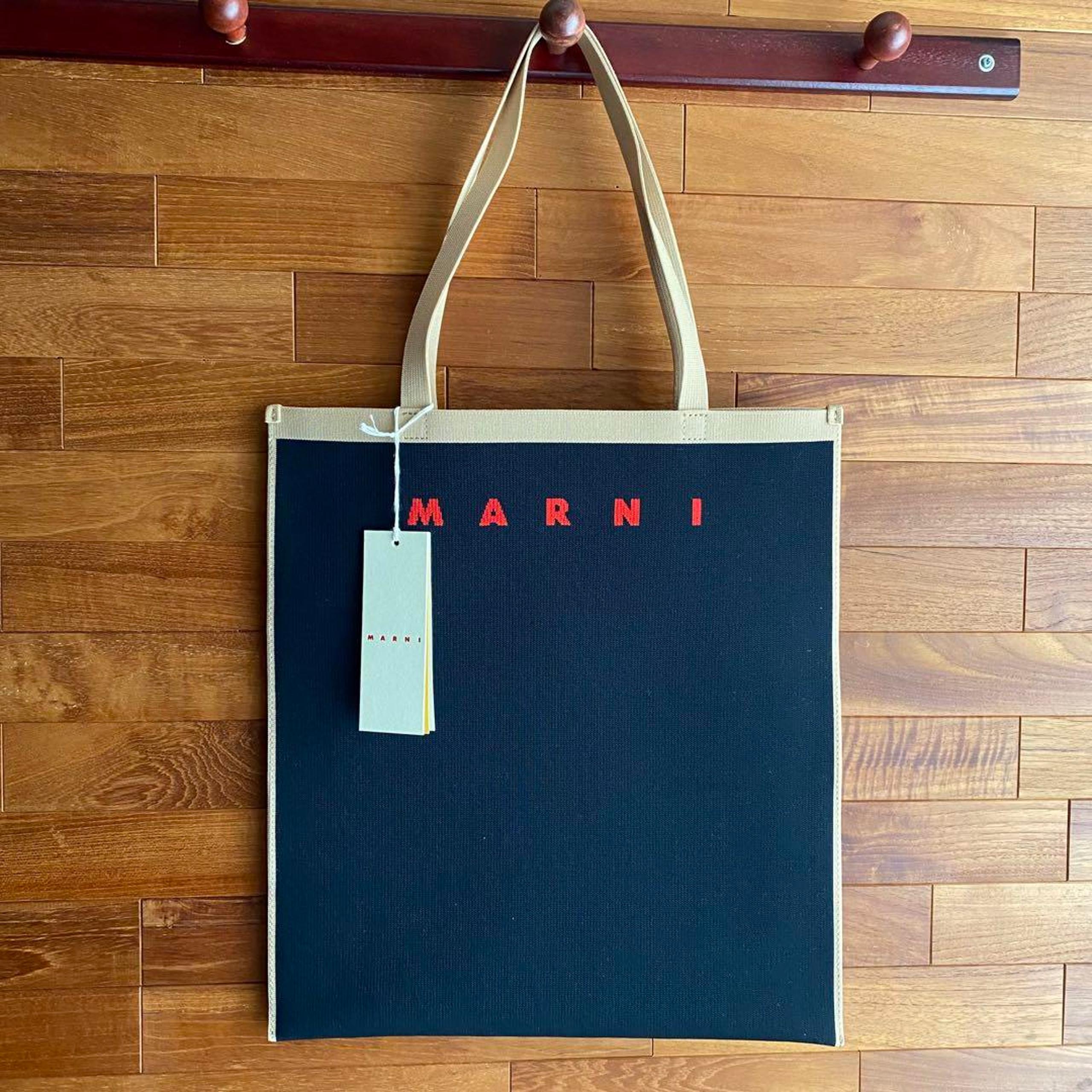 [MARNI] Jacquard Knit Flat Shopping Tote Bag Black