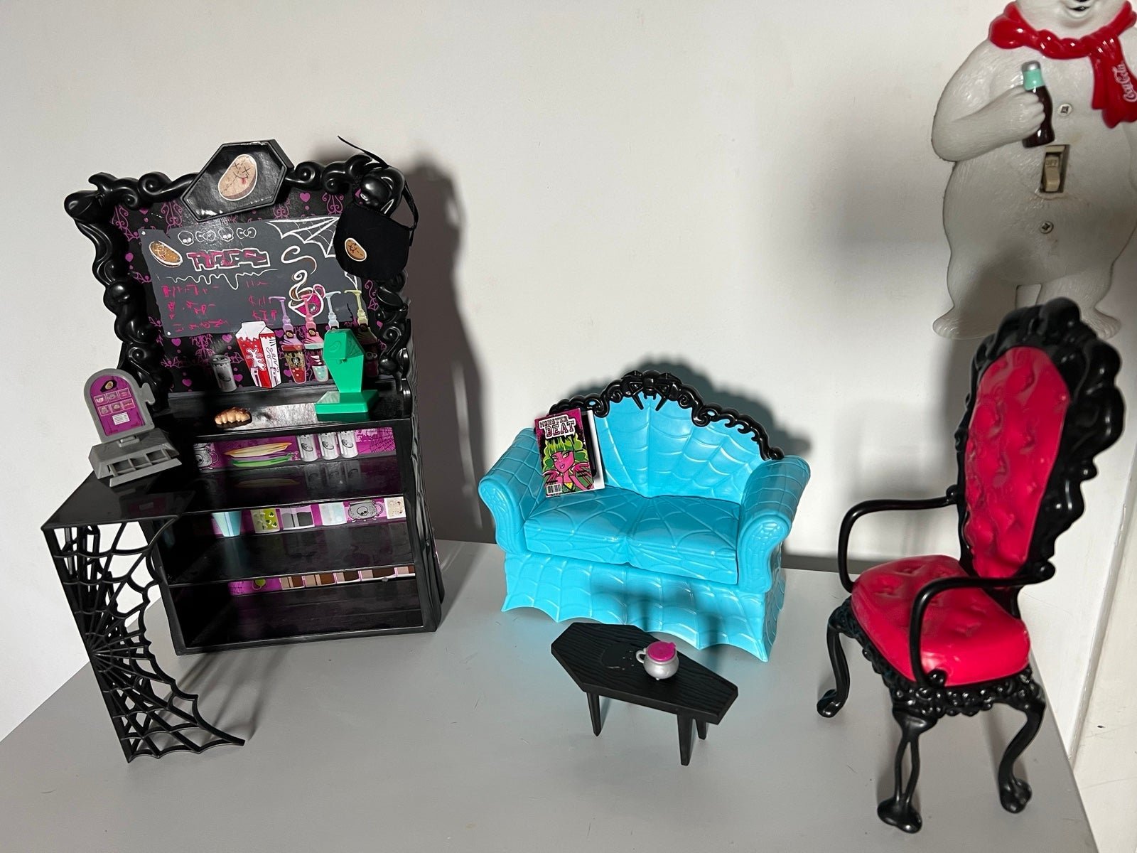 Monster High Coffin Bean Set