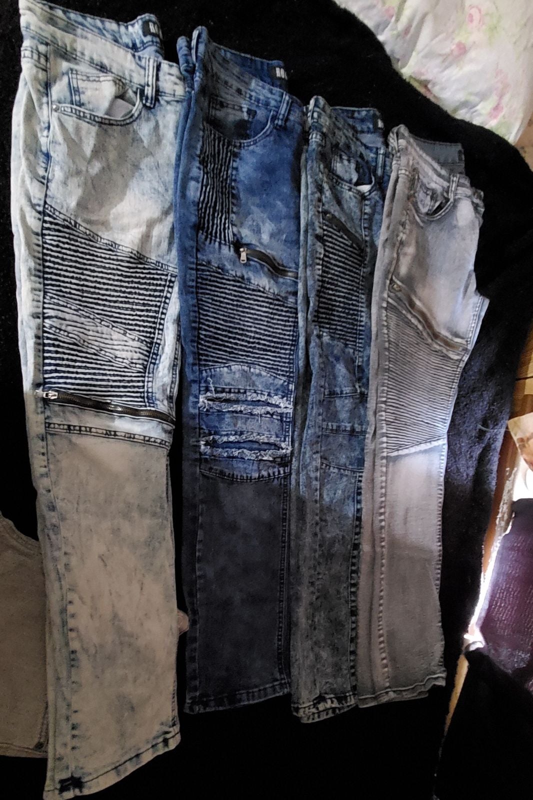 Modern jeans bundle