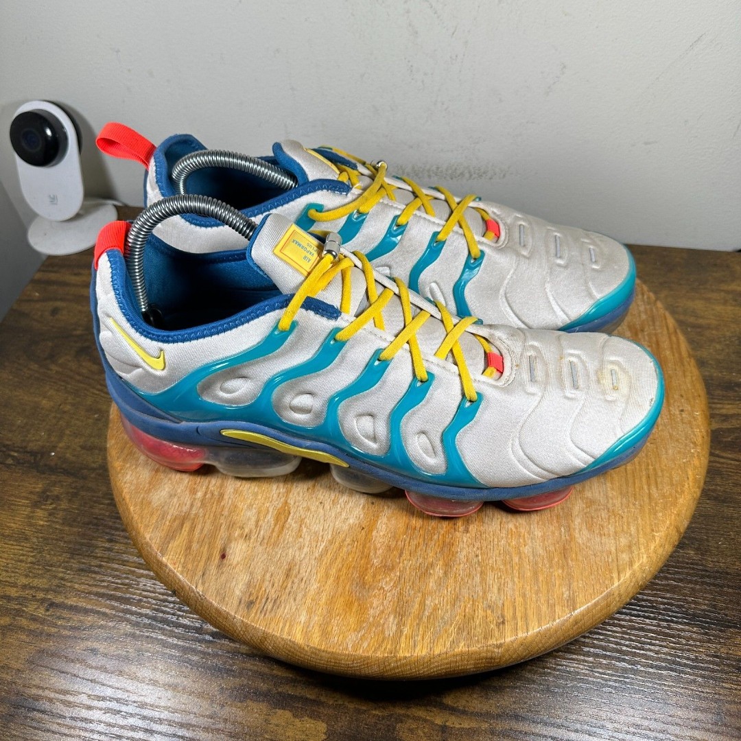 Nike Air VaporMax Plus White Citron Shoes Sneakers Men's Size 10.5 FJ3999-100