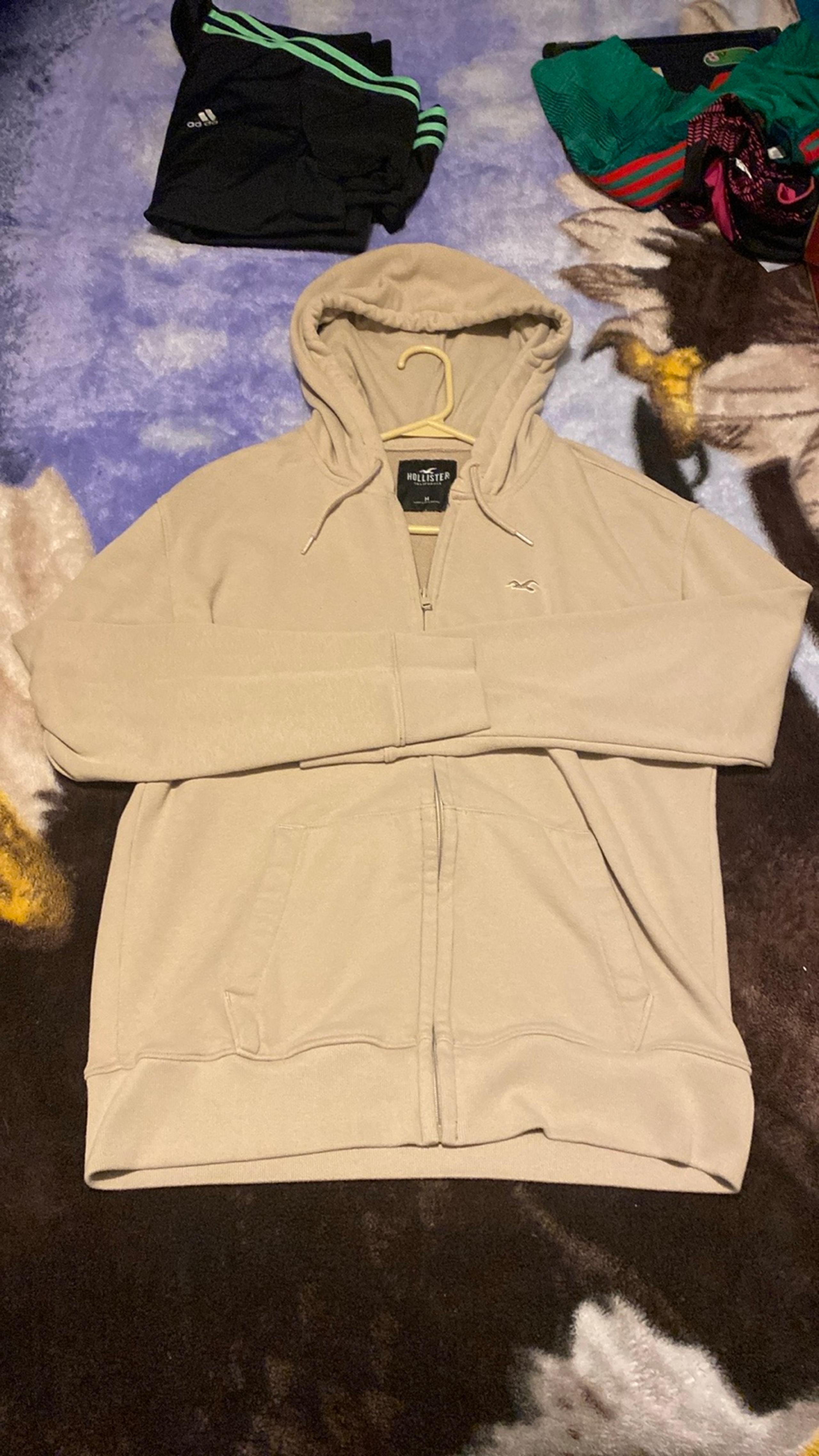 Hollister Men's Cotton Medium Size Tan Color Full Zip Hoodie with Logo Icon