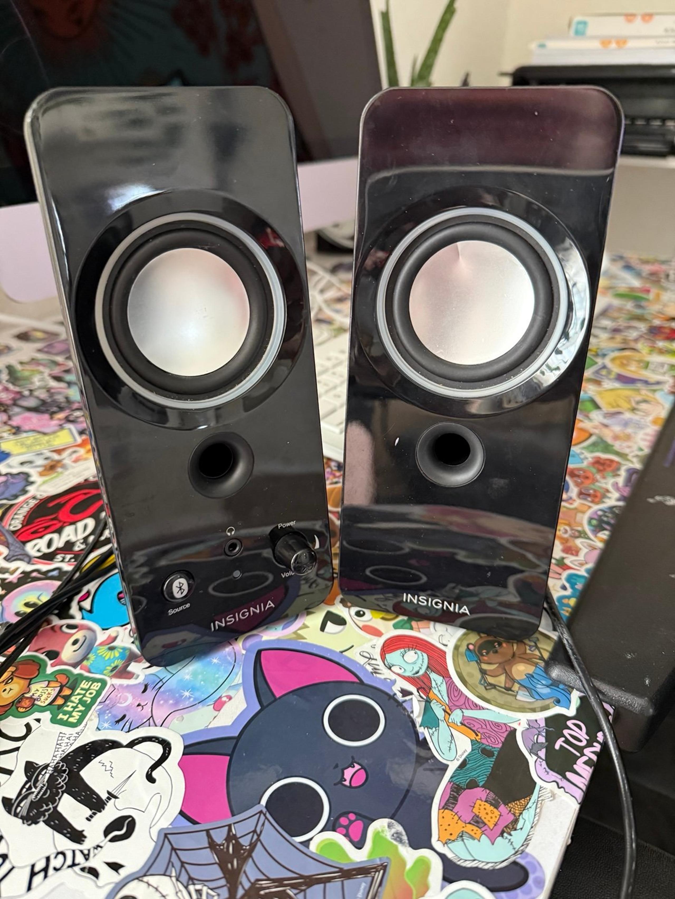 Insignia speakers Bluetooth or USB