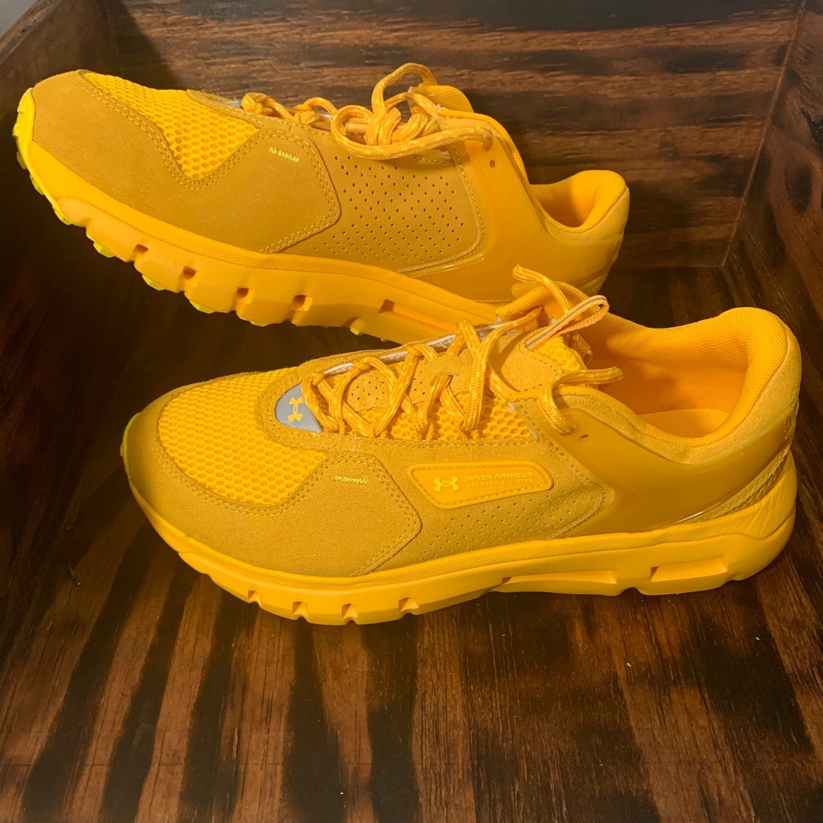 mens under armour hiking shoes