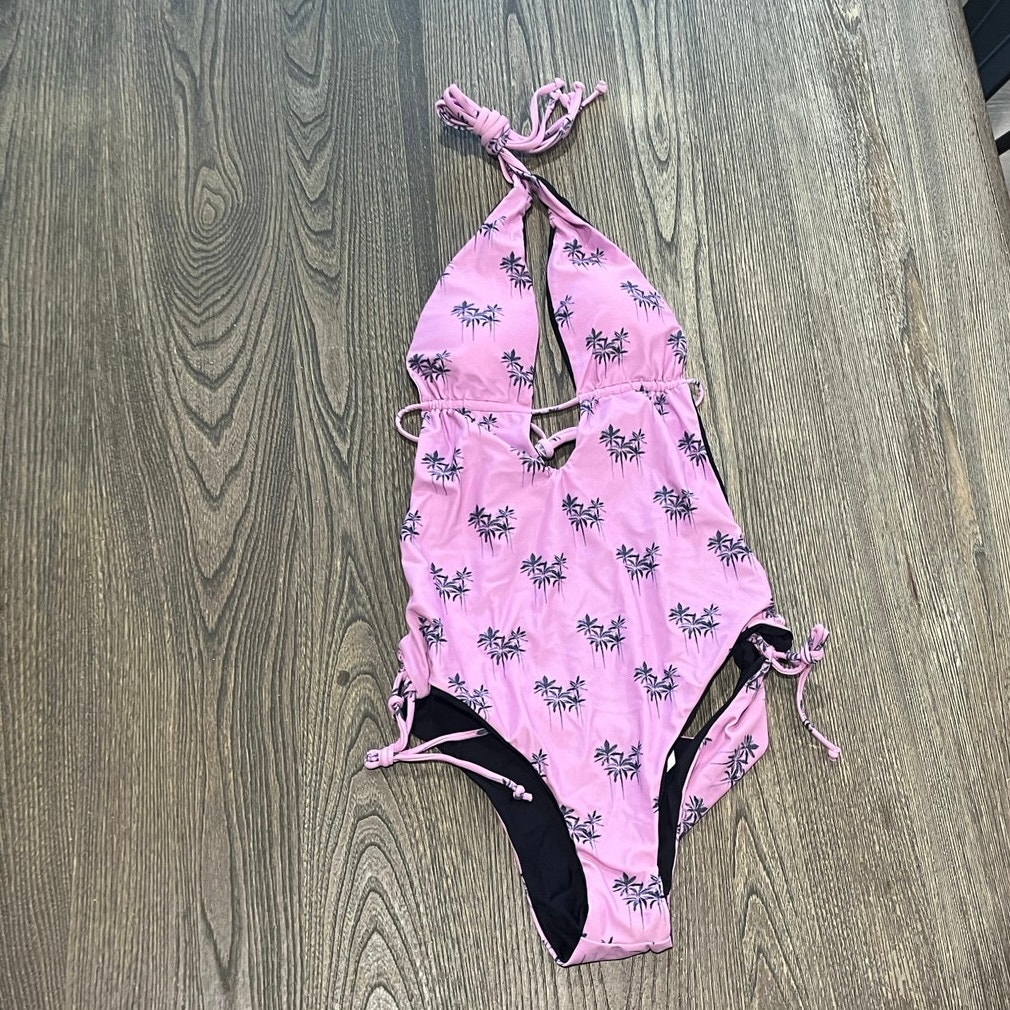 NWOT Jacque Designs One-Piece Bathing Suit Palm Tree Print High Cut Pink Size L