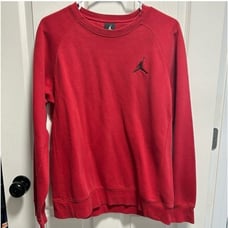 JORDAN red crewneck pullover