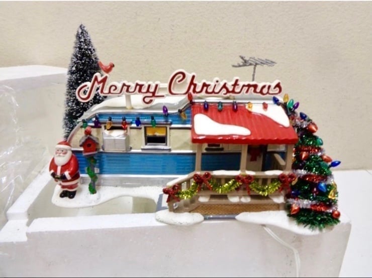 Department 56 Snow Village Lot 56 Christmas Court Lit House