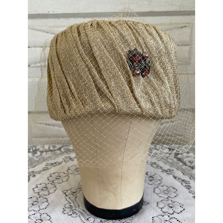 Vintage 1960s Gold Metallic Cloche Hat With Rhinestone Brooch Netting