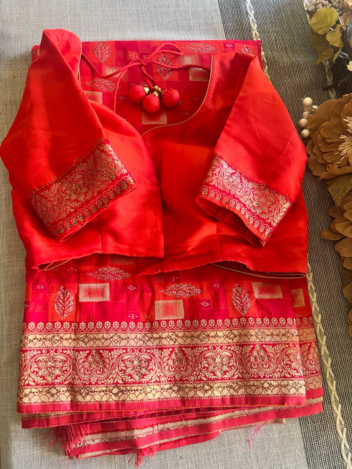 Banarasi Saree with readymade blouse