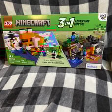 LEGO Minecraft 3 in 1 Walmart exclusive set