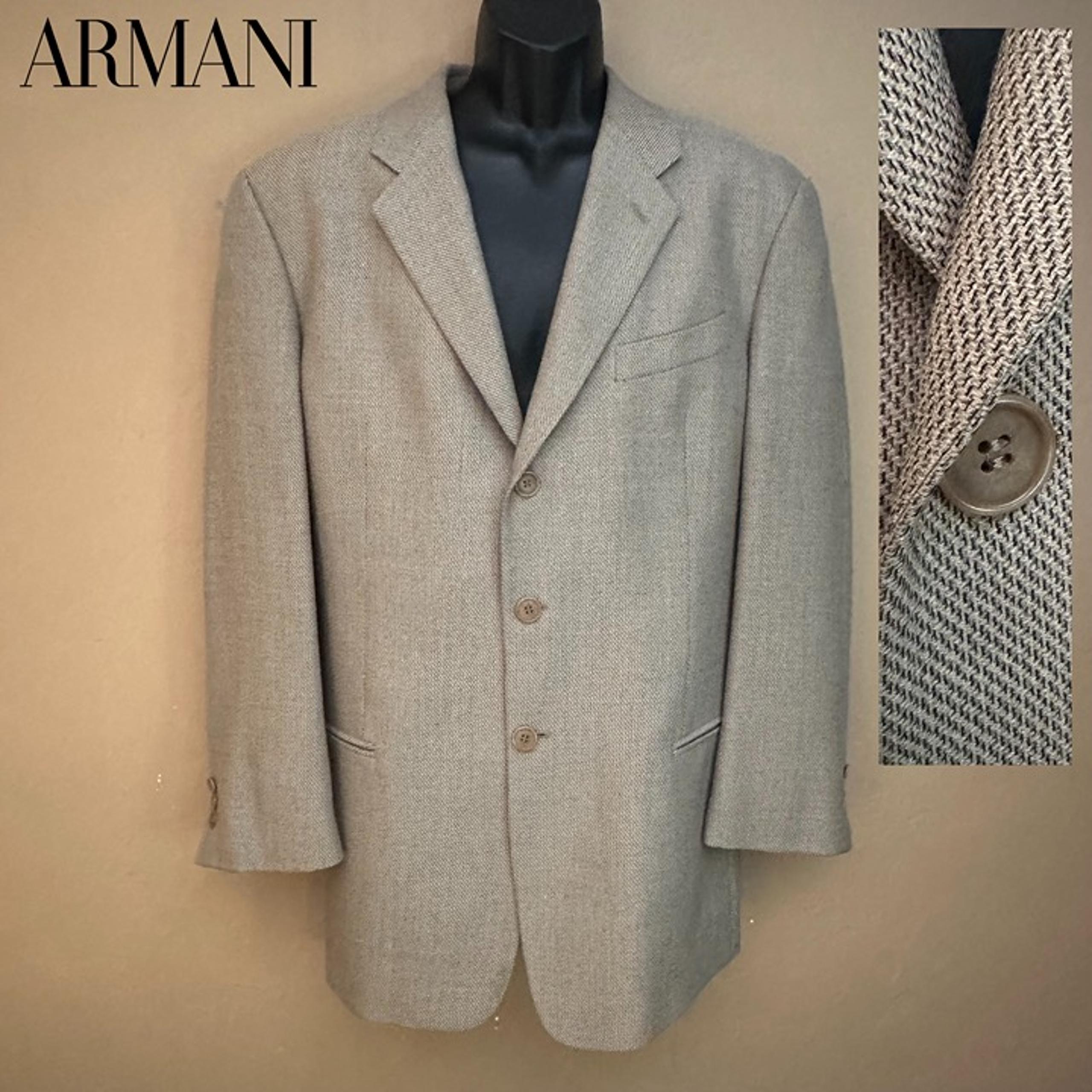 Armani Textured Wool Blazer 44R Gently worn Made in USA