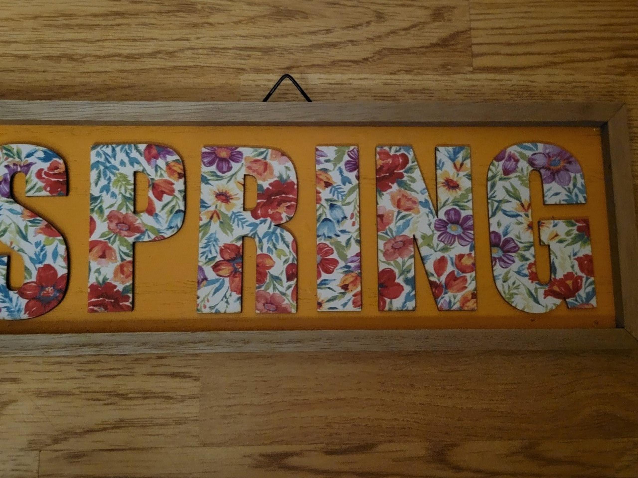 Pioneer Woman Spring sign