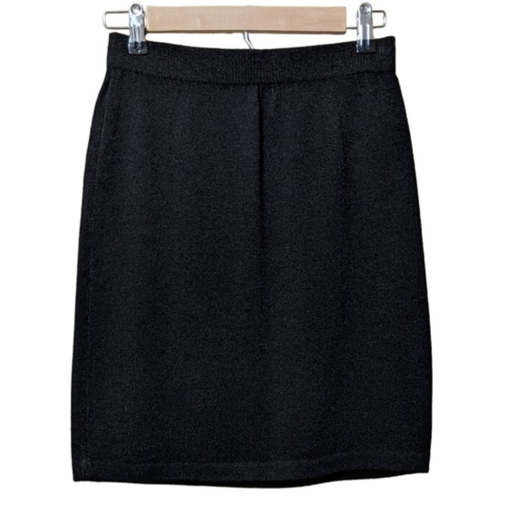St. John Basics Santana Knit short black skirt classic style size 2