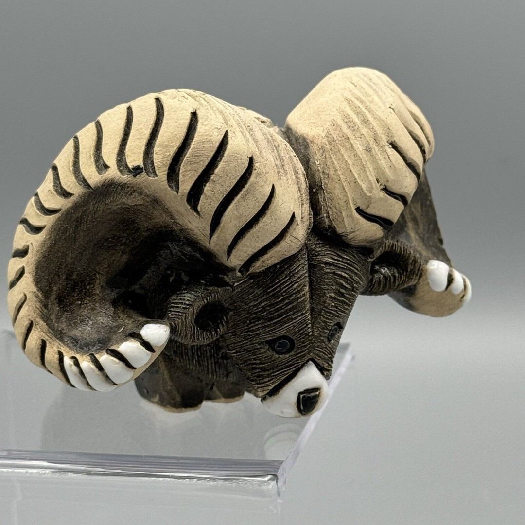 Vtg Artesania Rinconada Sheep Big Horn Figurine Retired Signed Uruguay Retired