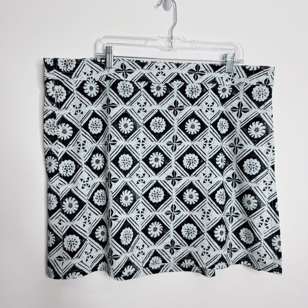 NWOT Rip Skirt Hawaii Mixed Blues Print Skirt Cover Up Adjustable Swim Wrap XXL