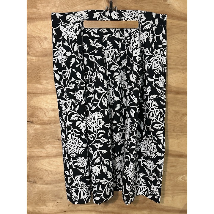 NWT Talbots Sz 18 Black & White Floral Cotton Midi Skirt Flare Boho
