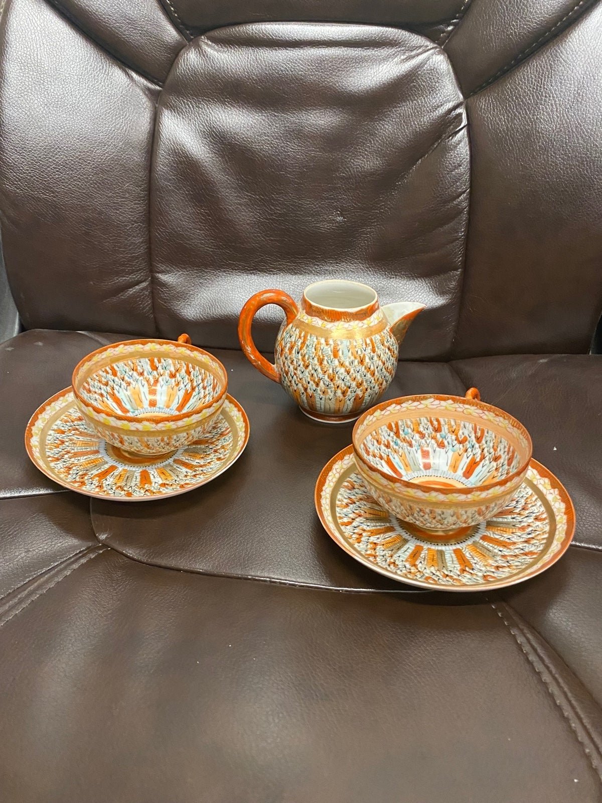 Japan 1000 Faces Lusterware Pitcher Creamer Japanese porcelain feather design