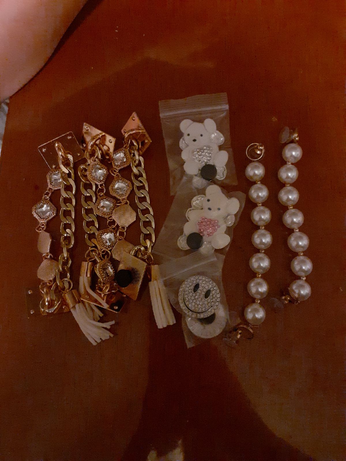 3 SHOE CHARM SETS
